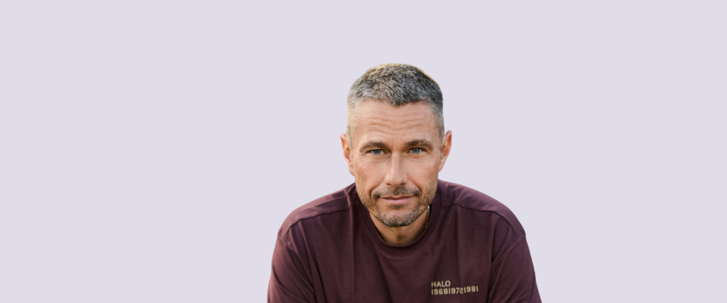 Nickolai Damgaard holder foredrag om biohacking og high performance